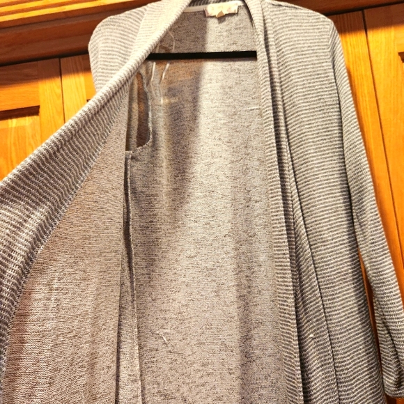3 for $30* Hippie Rose Gray Open Cardigan Sz L - Picture 4 of 4